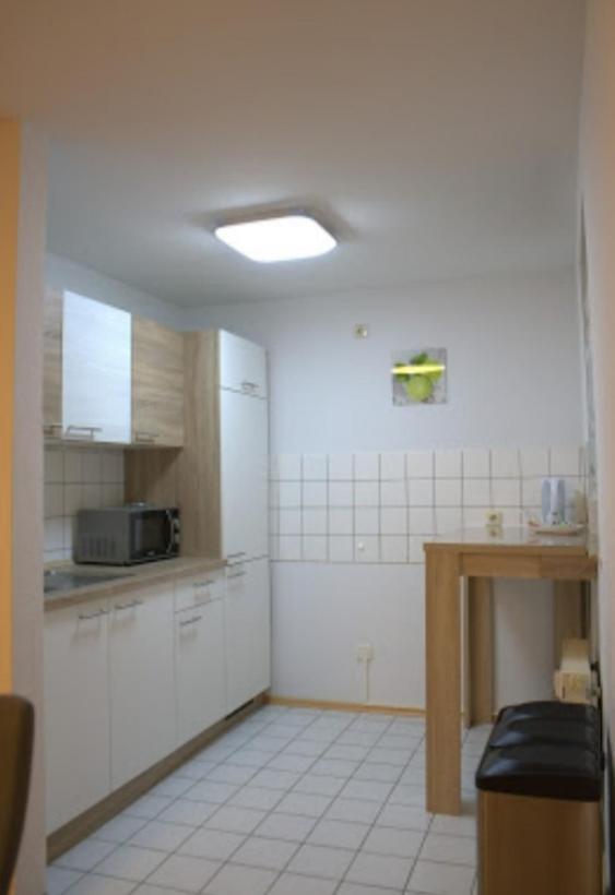Ferienwohnung Shirin Rust Bagian luar foto