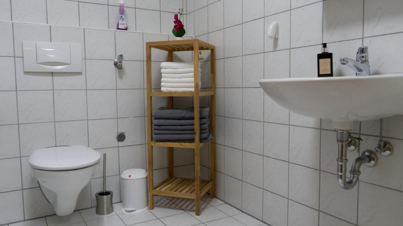Ferienwohnung Shirin Rust Bagian luar foto
