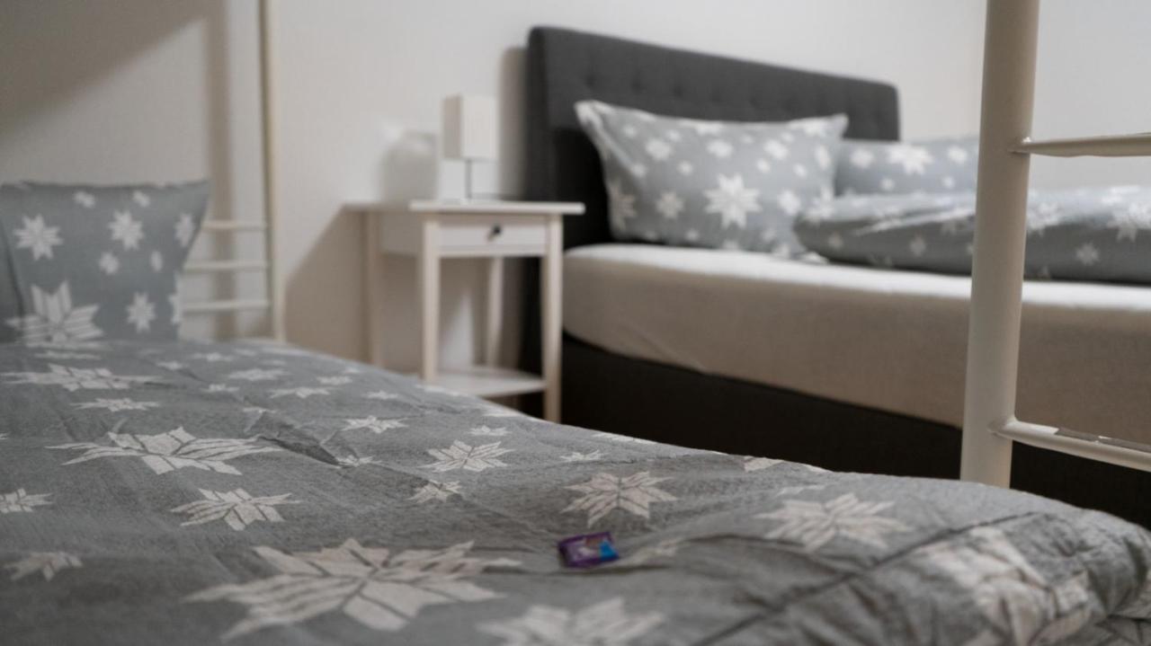 Ferienwohnung Shirin Rust Bagian luar foto