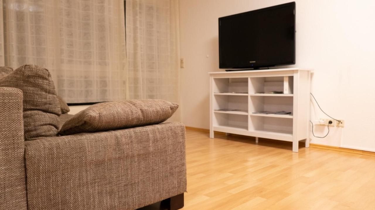 Ferienwohnung Shirin Rust Bagian luar foto